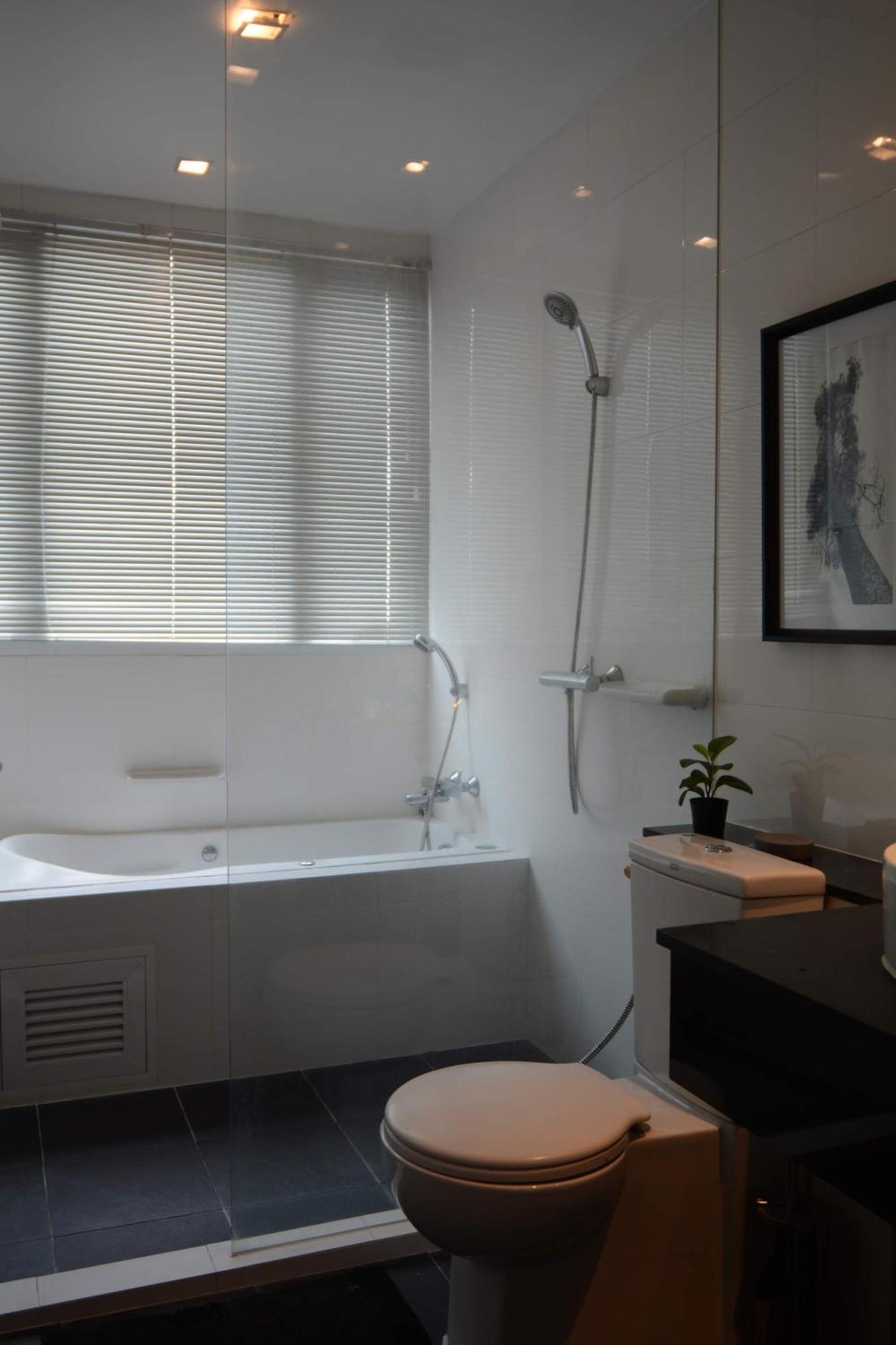 Cozy & Spacious 2br High Floor/amazing View Căn hộ *